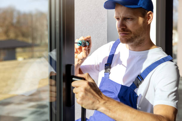 Fast and Reliable Emergency Window and Door Repairs in Orange Grove, TX